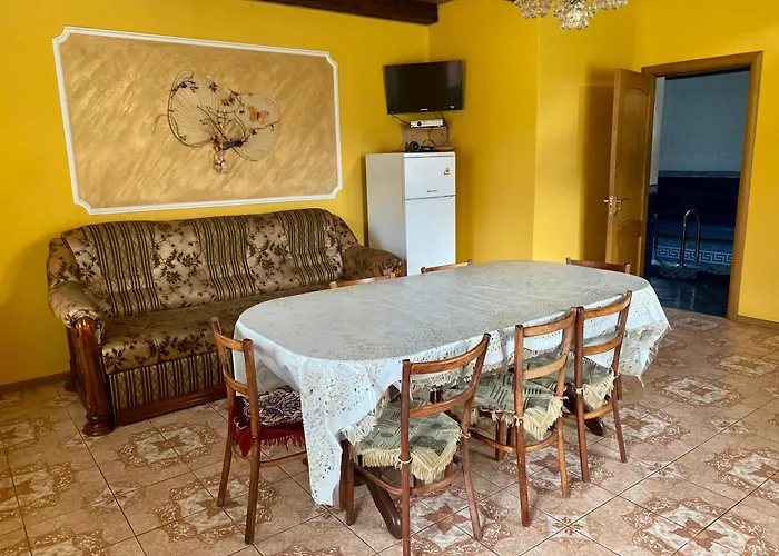 орхідея 山林小屋 舍绍里